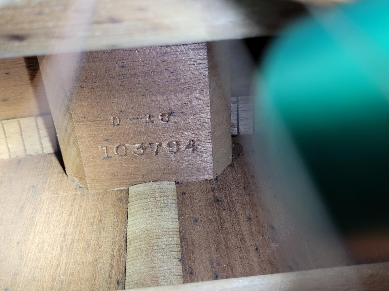 [1948 Martin D-18 Neck block]